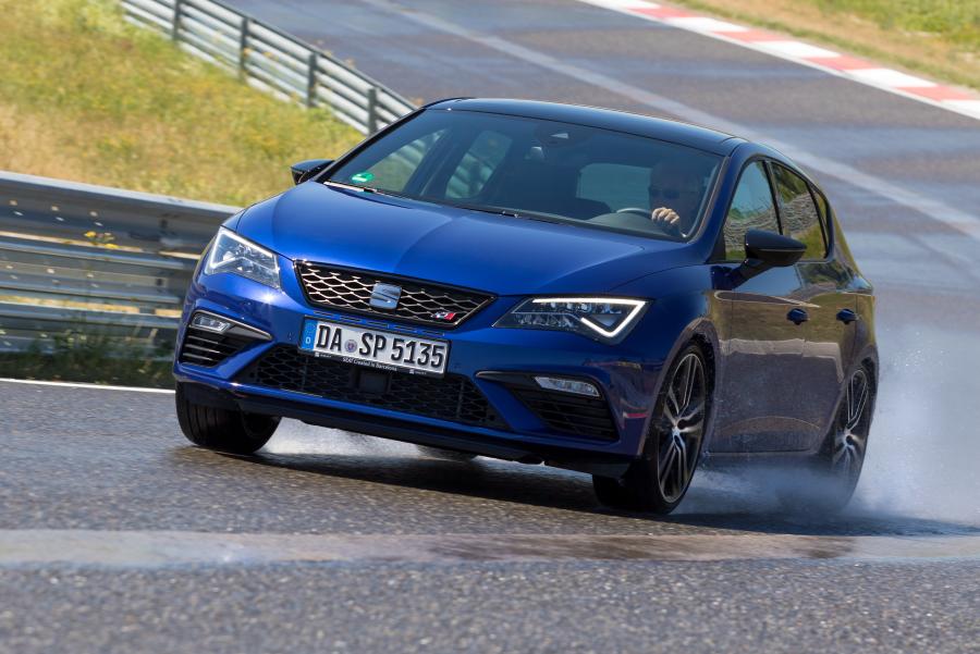  Seat Leon Cupra 300 2017 года  (WW) (фото 28 из 49)